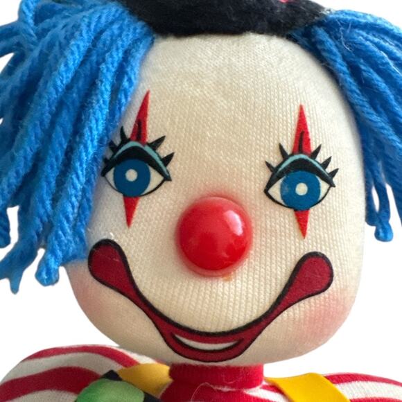 Vintage Dolmax Wind Up Musical Small World Clown Doll - Picture 3 of 10